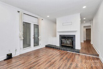 2220 Roswell Ave in Charlotte, NC - Building Photo - Building Photo