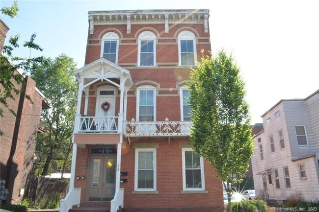 property at 14 Pearl St