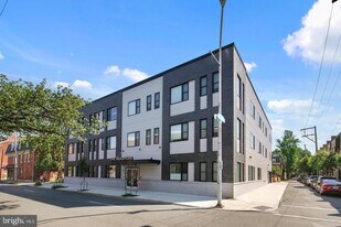 507 S 8th St in Philadelphia, PA - Building Photo