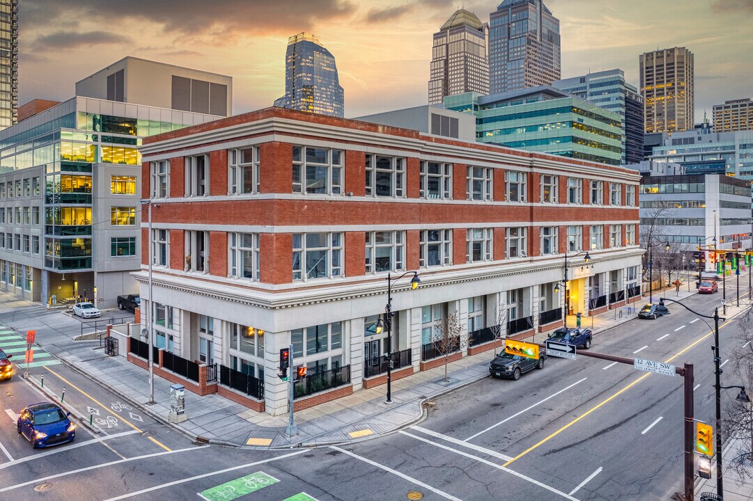 Manhattan Lofts in Calgary, AB - Building Photo