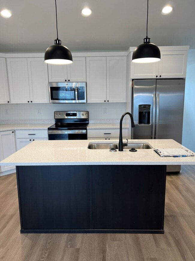 property at 302a Toronto Dr