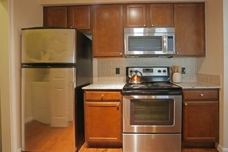 Shiloh Crossing in Laredo, TX - Building Photo - Interior Photo