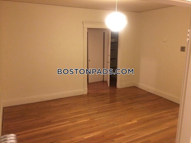 231-235 Park Dr in Boston, MA - Building Photo - Building Photo