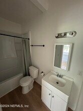 135 E 17th St-Unit -1 in Jacksonville, FL - Building Photo - Building Photo