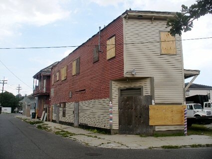 2324 LaSalle St in New Orleans, LA - Foto de edificio