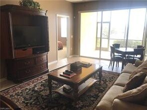 28430 Altessa Way-Unit -101 in Bonita Springs, FL - Building Photo - Building Photo