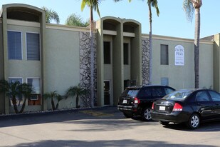 Pacific Plaza in Lemon Grove, CA - Building Photo
