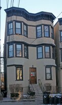31 S High St in Mount Vernon, NY - Building Photo