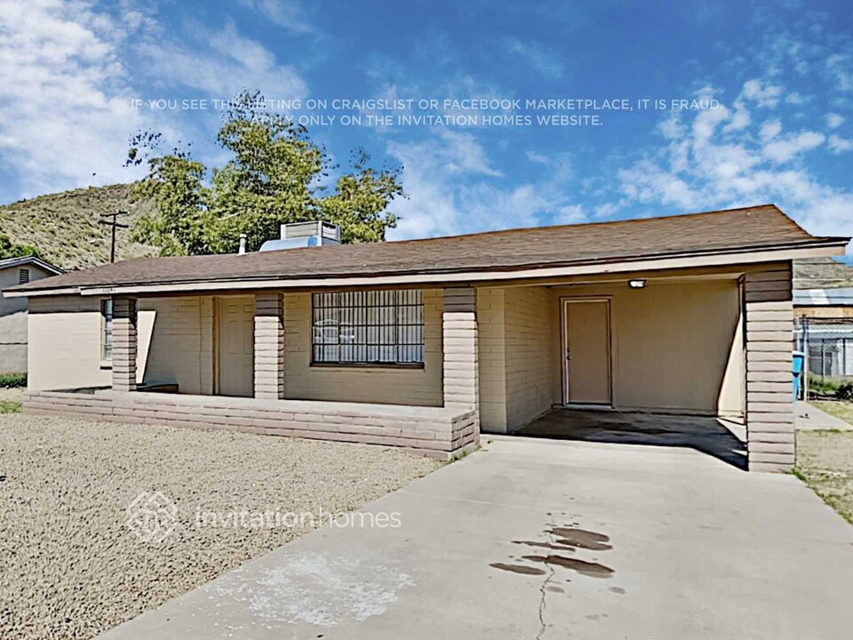 11041 N 17th Dr in Phoenix, AZ - Building Photo