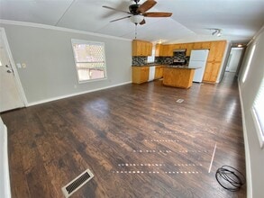 16544 Live Oak Square Dr in Porter, TX - Building Photo - Building Photo