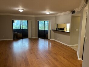 9121 W Sunrise Blvd in Plantation, FL - Building Photo - Building Photo