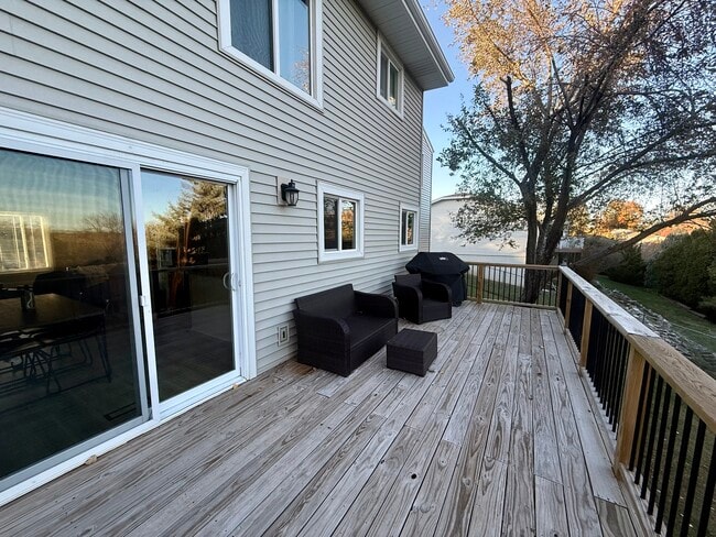 2305 S 165th St in Omaha, NE - Building Photo - Building Photo