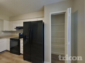 1553 Kingfisher Blvd in Orange Park, FL - Building Photo - Building Photo