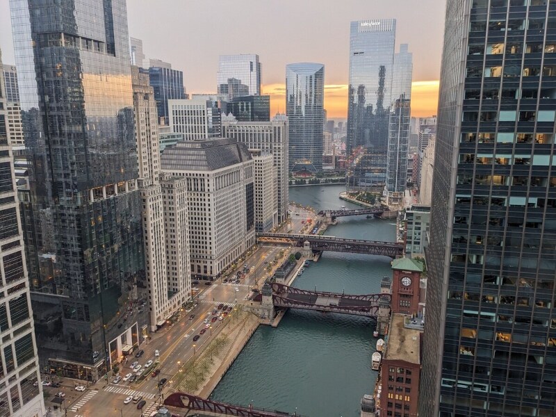 300 N State St in Chicago, IL - Building Photo