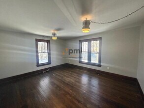 6 Willow St in Valparaiso, IN - Building Photo - Building Photo