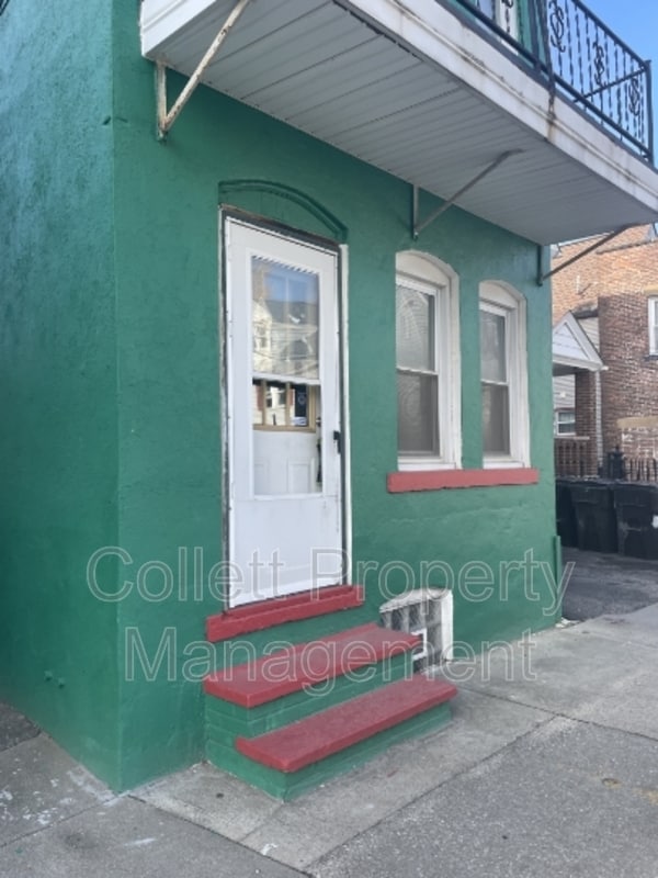 1924 E 123rd St in Cleveland, OH - Building Photo - Building Photo