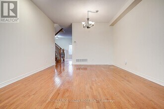 23 Drew Kelly Way in Markham, ON - Building Photo - Building Photo