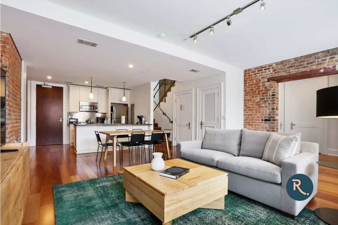 822 Perdido St in New Orleans, LA - Building Photo