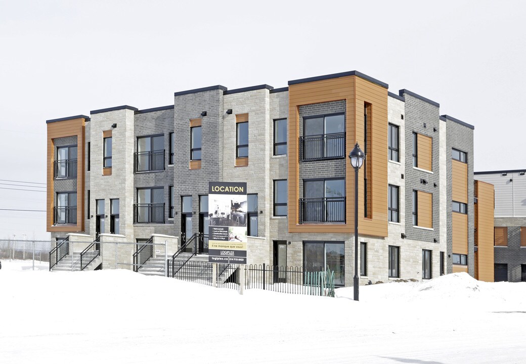 771-775 Péladeau Rue in Laval, QC - Building Photo