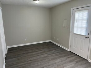 736 Morningside Ln in St. Marys, GA - Building Photo - Building Photo