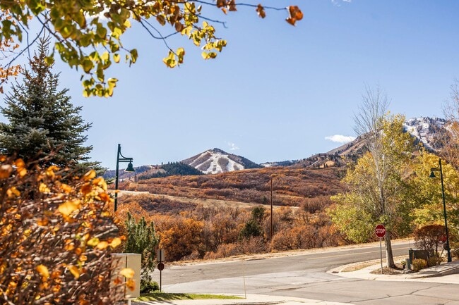 1797 Fox Bay Dr in Heber City, UT - Foto de edificio - Building Photo