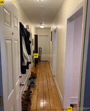 65 Pleasant St, Unit 2 in Cambridge, MA - Foto de edificio - Building Photo