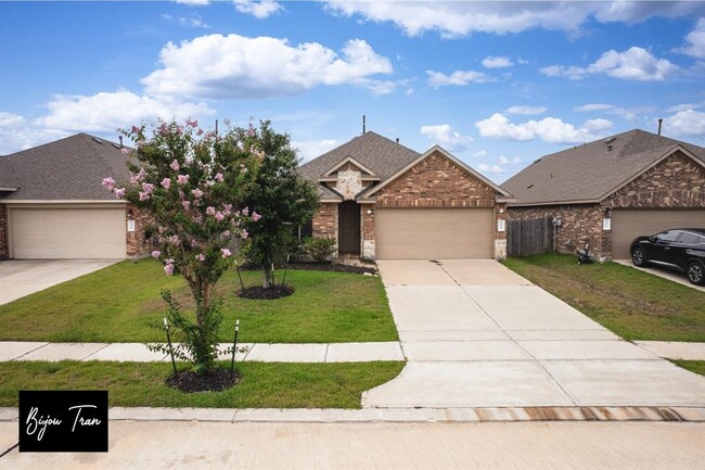 4823 San Gregorio Ln in Park Row, TX - Foto de edificio - Building Photo