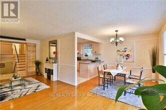 47 Marowyne Dr in Toronto, ON - Building Photo - Building Photo