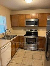 10964 Keys Gate Dr in Riverview, FL - Building Photo - Building Photo