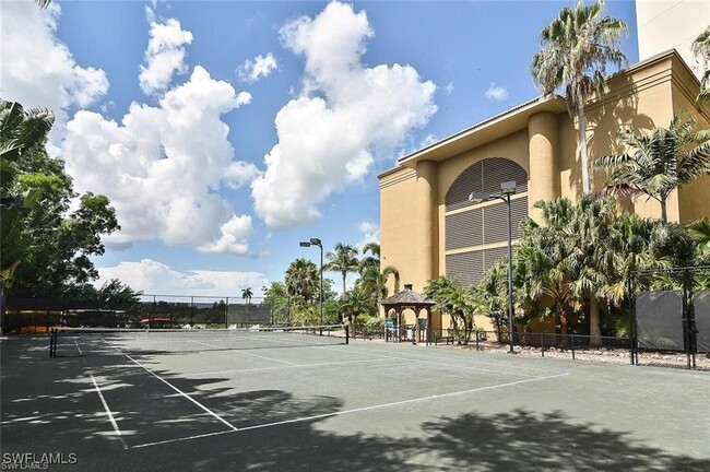 property at 14300 Riva Del Lago Dr