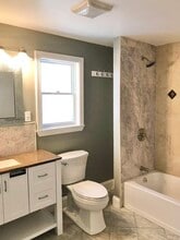 19 Shawmut St, Unit 19 in Malden, MA - Foto de edificio - Building Photo
