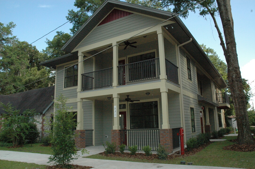 931 SW 5th Ave in Gainesville, FL - Foto de edificio