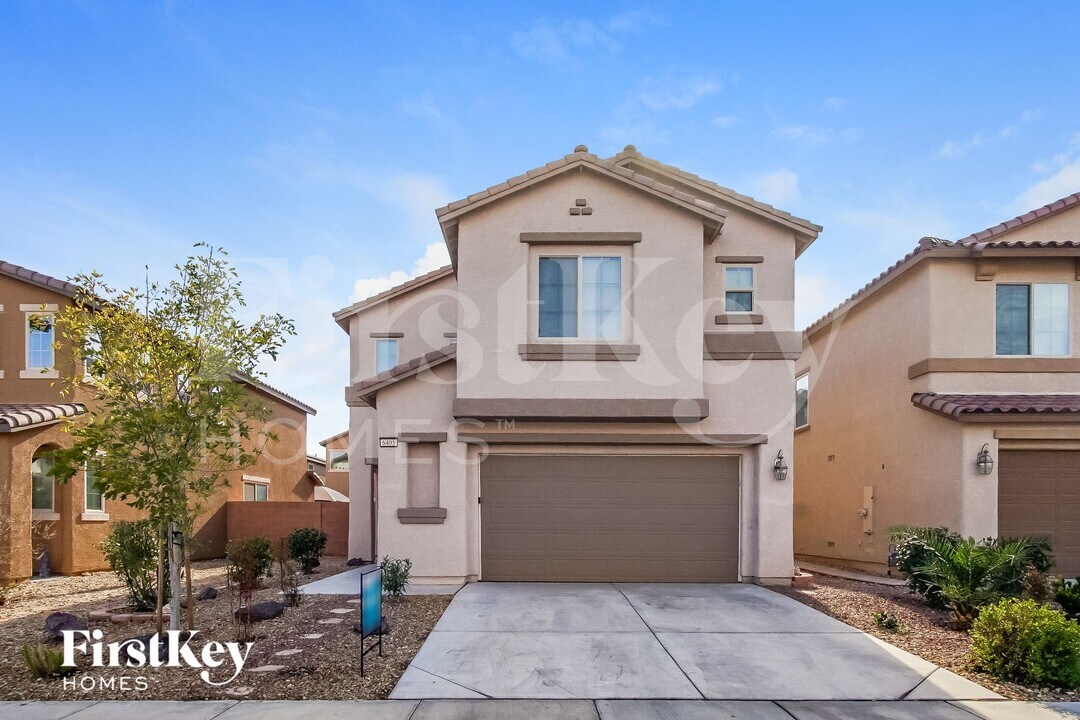 6405 Jacobville Ct in Las Vegas, NV - Foto de edificio