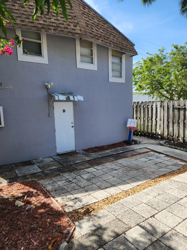 property at 419 S J St