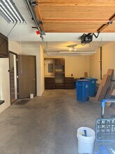 1411 N 200th St, Unit D-1 in Shoreline, WA - Building Photo - Building Photo