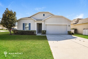 220 Minniehaha Cir in Haines City, FL - Building Photo