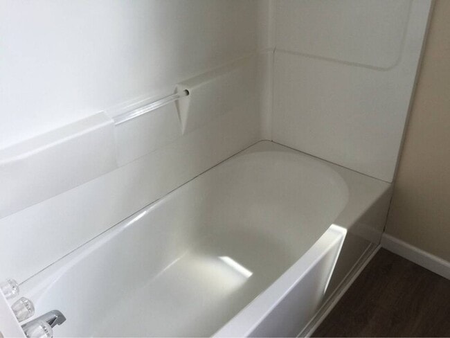 2626 Texel Dr in Kalamazoo, MI - Building Photo - Building Photo