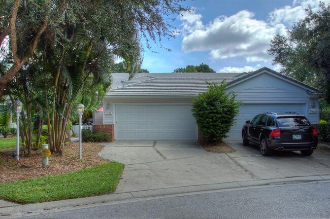 property at 7911 Whitebridge Glen