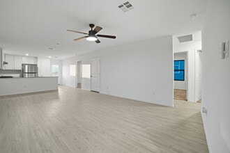 5410 Hornbeck Hts in Converse, TX - Building Photo - Building Photo