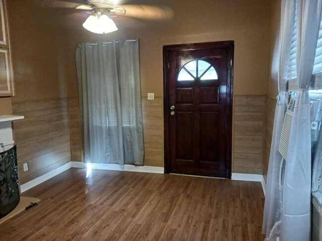 1311 General Ogden St, Unit 1311