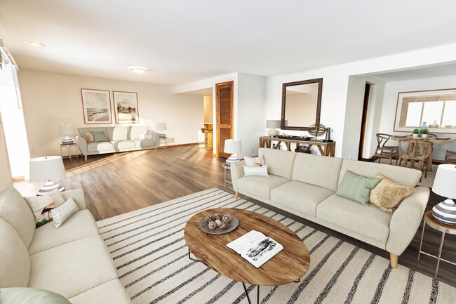 Greenwood Manor in Excelsior, MN - Building Photo - Building Photo