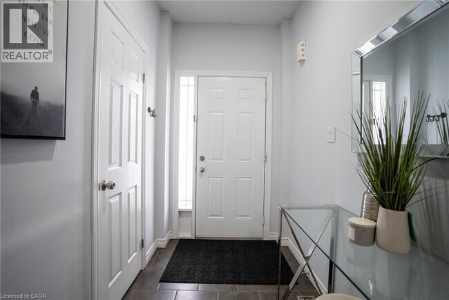 9 Hampton Brook Wy in Hamilton, ON - Building Photo - Building Photo