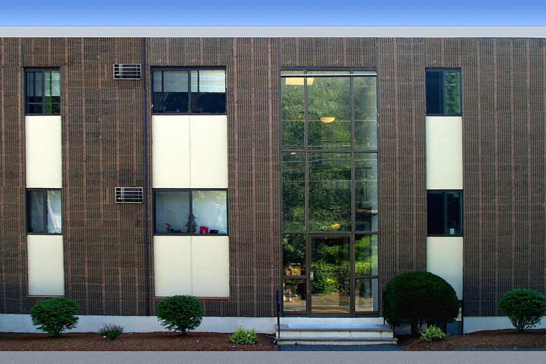 550 Walnut Street in Lynn, MA - Building Photo