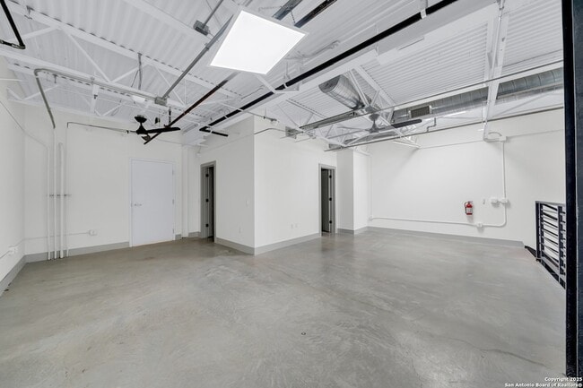 property at 215 Coca-Cola Pl