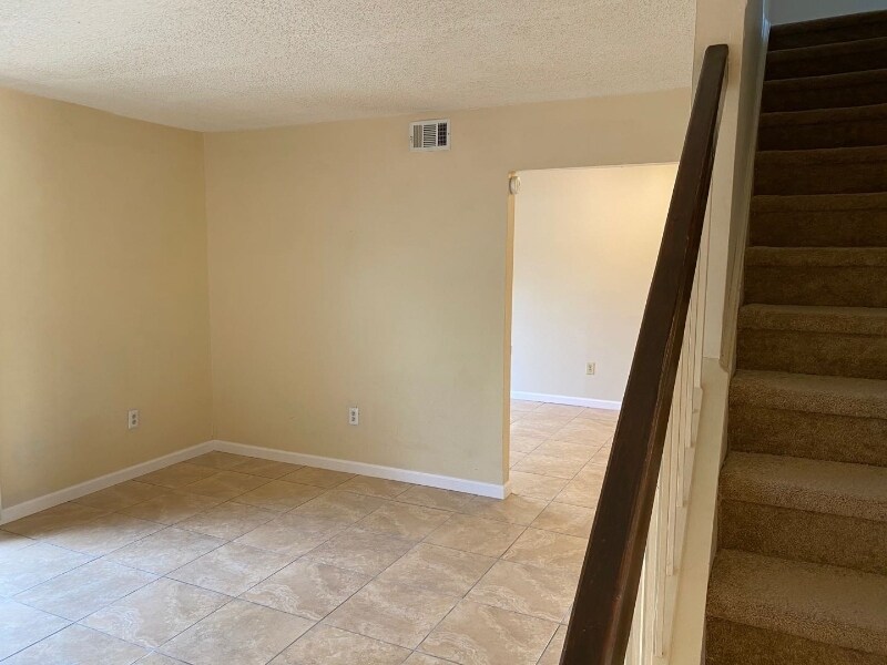 129 Timber Ct in Columbia, SC - Building Photo