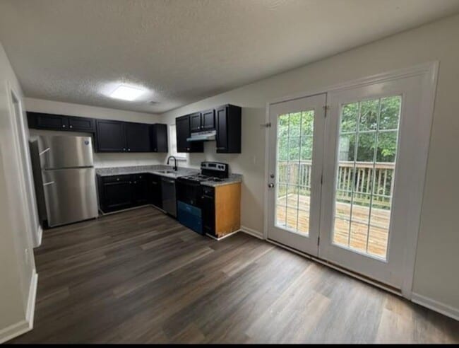 100 Bob White Way in Glasgow, KY - Building Photo - Building Photo