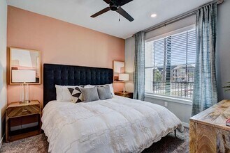 Woodridge at Grand Central Park in Conroe, TX - Building Photo - Building Photo