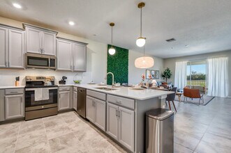 837 Ocean Course Ave in Kissimmee, FL - Building Photo - Building Photo