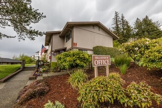 Hillsider 50 Apartments in Poulsbo, WA - Foto de edificio - Building Photo