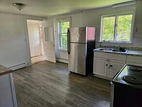 24 South St in Somersworth, NH - Building Photo - Building Photo